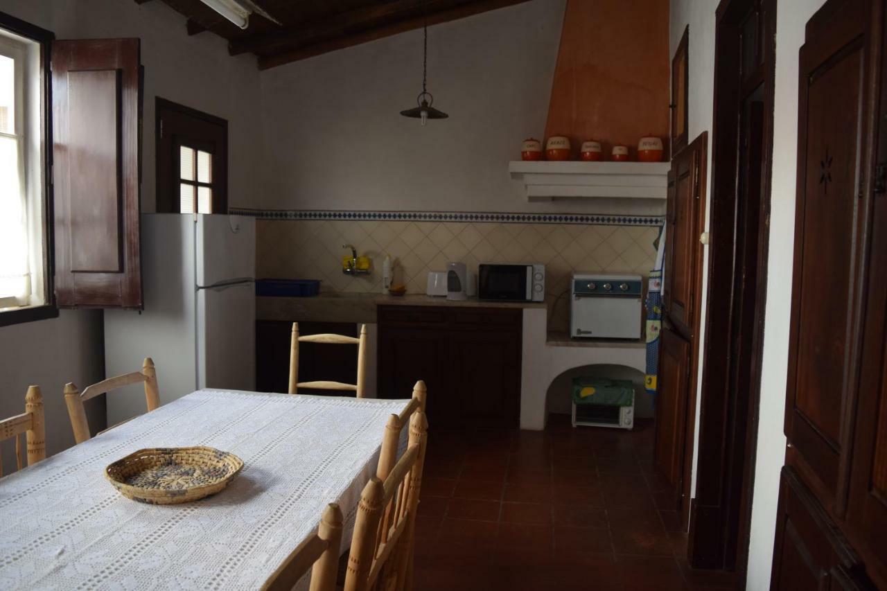 Casa Terra & Cal Apartment Moura Bagian luar foto